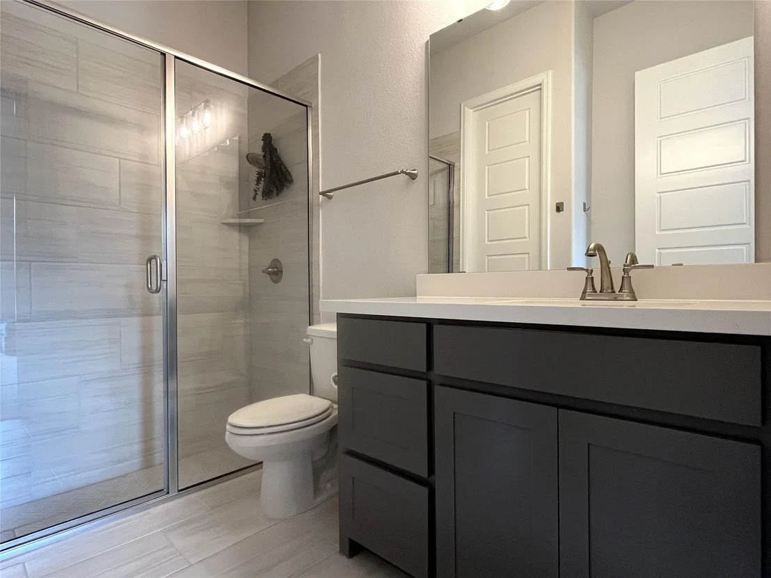 Photo of 2834 Midlake Drive