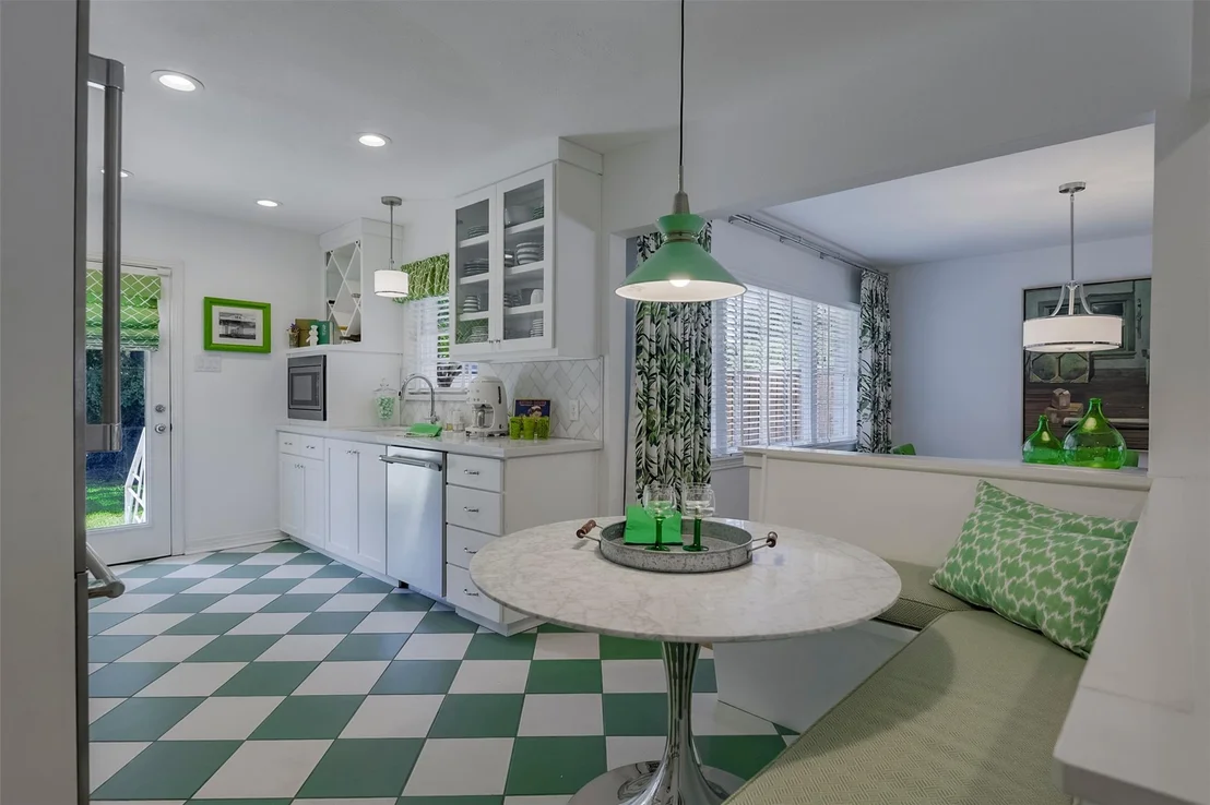 Photo of 1320 Barnes Drive