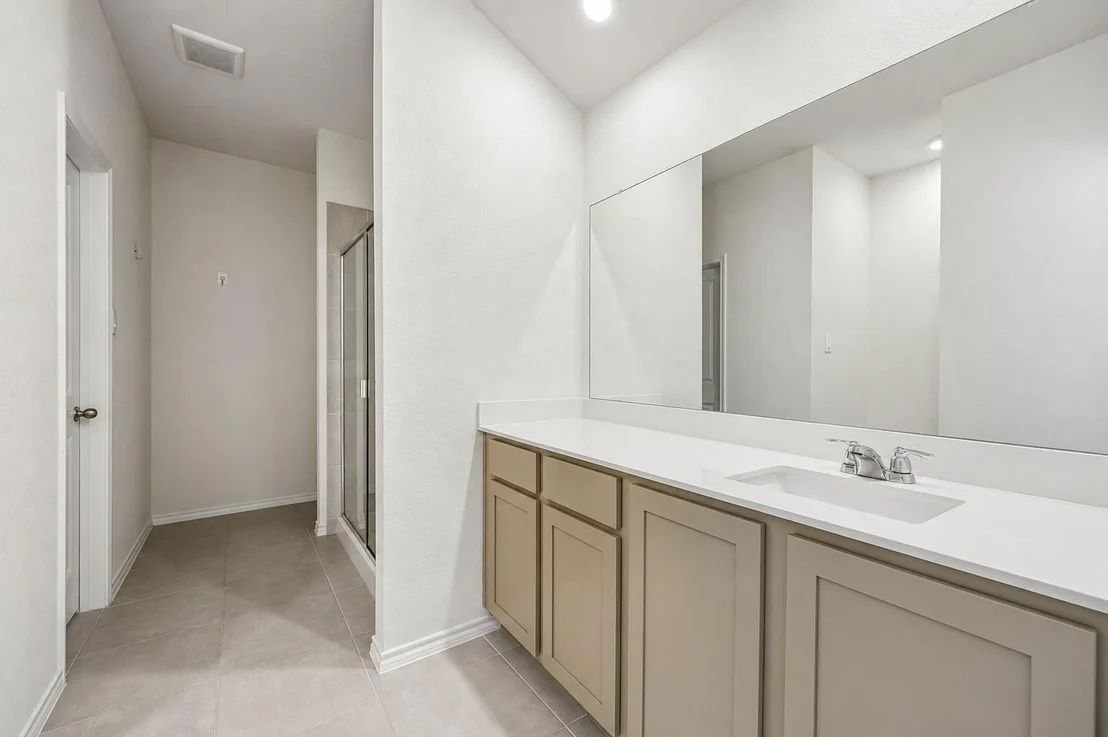 Photo of 1140 Norias Drive