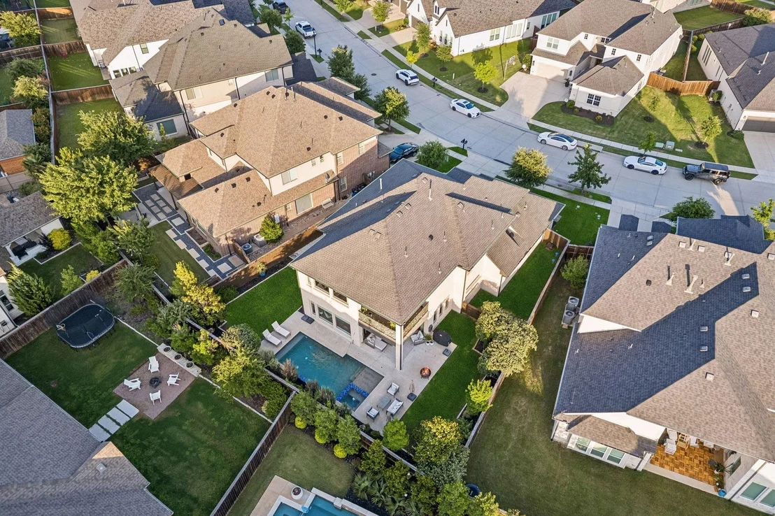 Photo of 4039 Heatherton Drive