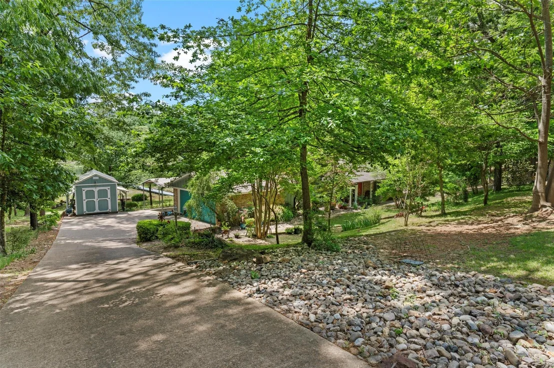 Photo of 1069 County Road 1596