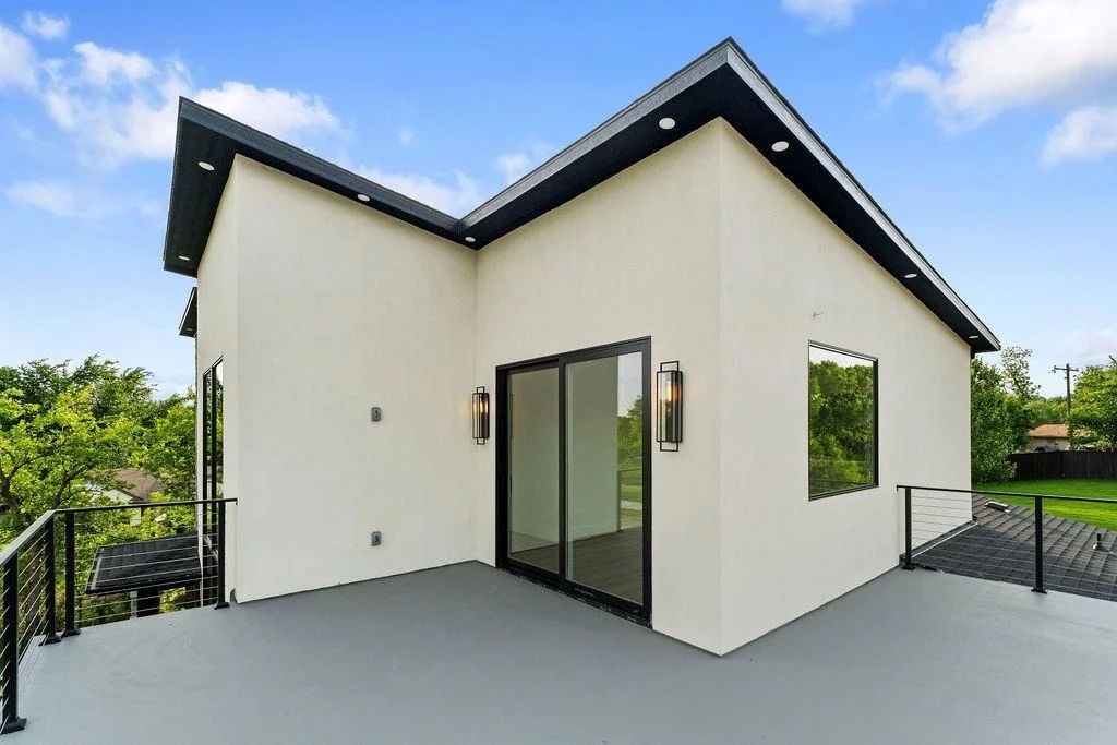 Photo of 14015 Rawhide Parkway