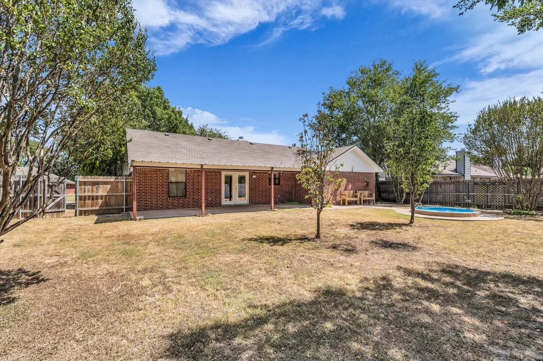 Photo of 4626 Lexington Street