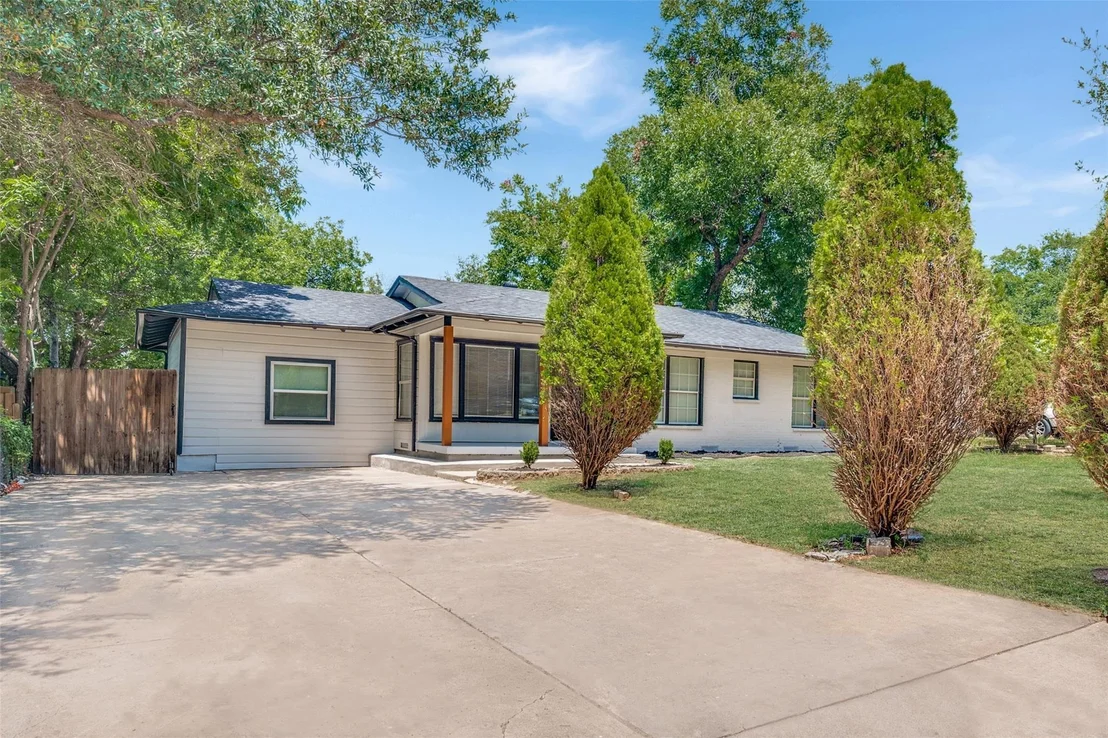 Photo of 112 Oriole Drive
