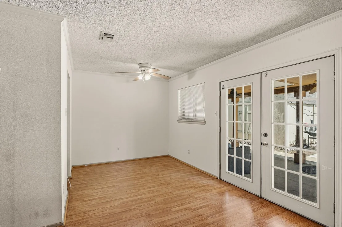 Photo of 419 Buffalo Drive