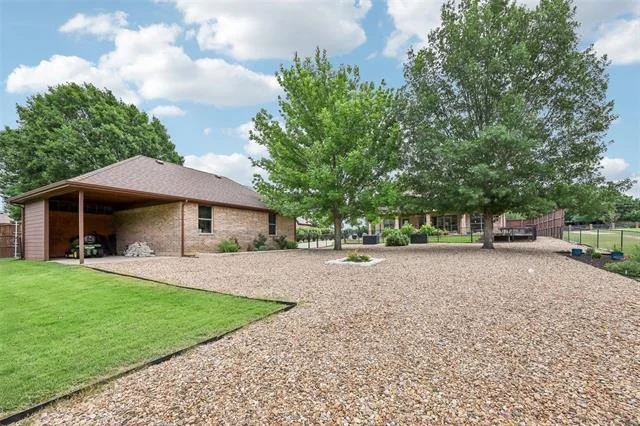 Photo of 10473 Rogers Road
