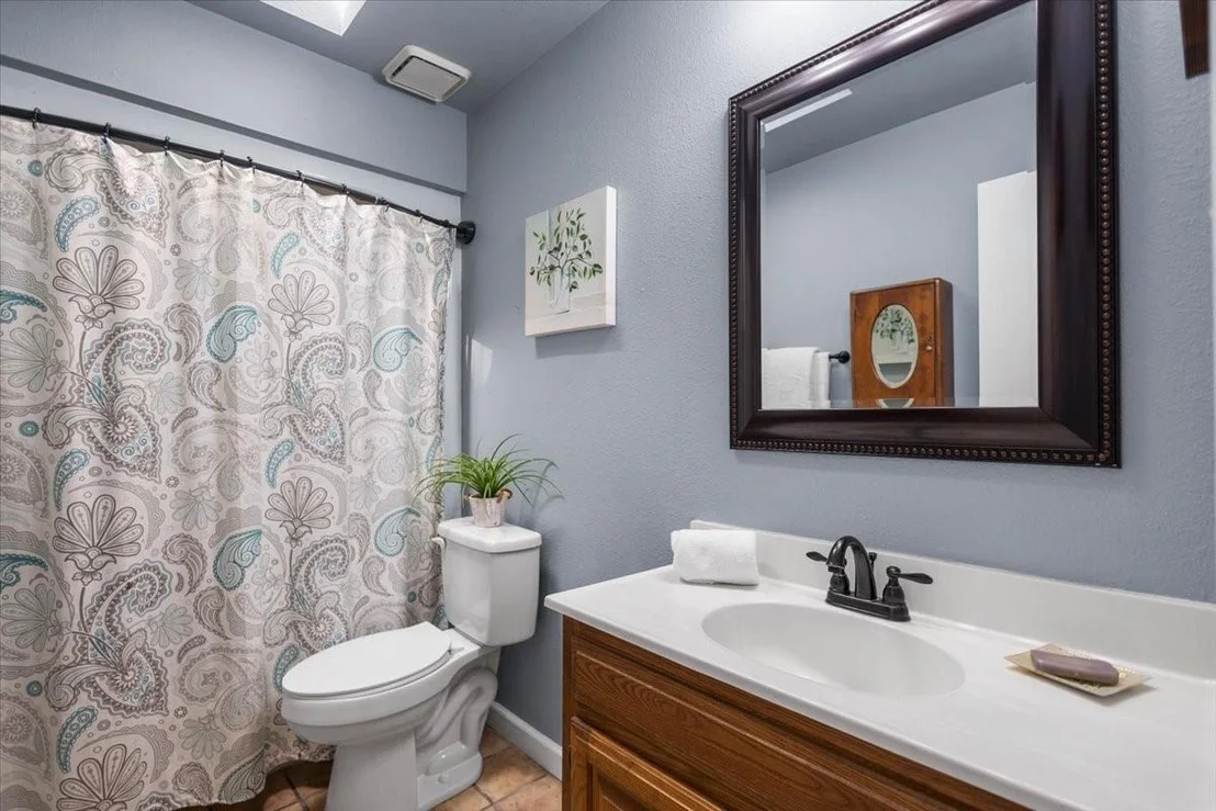 Photo of 241 Hideaway Lane Central
