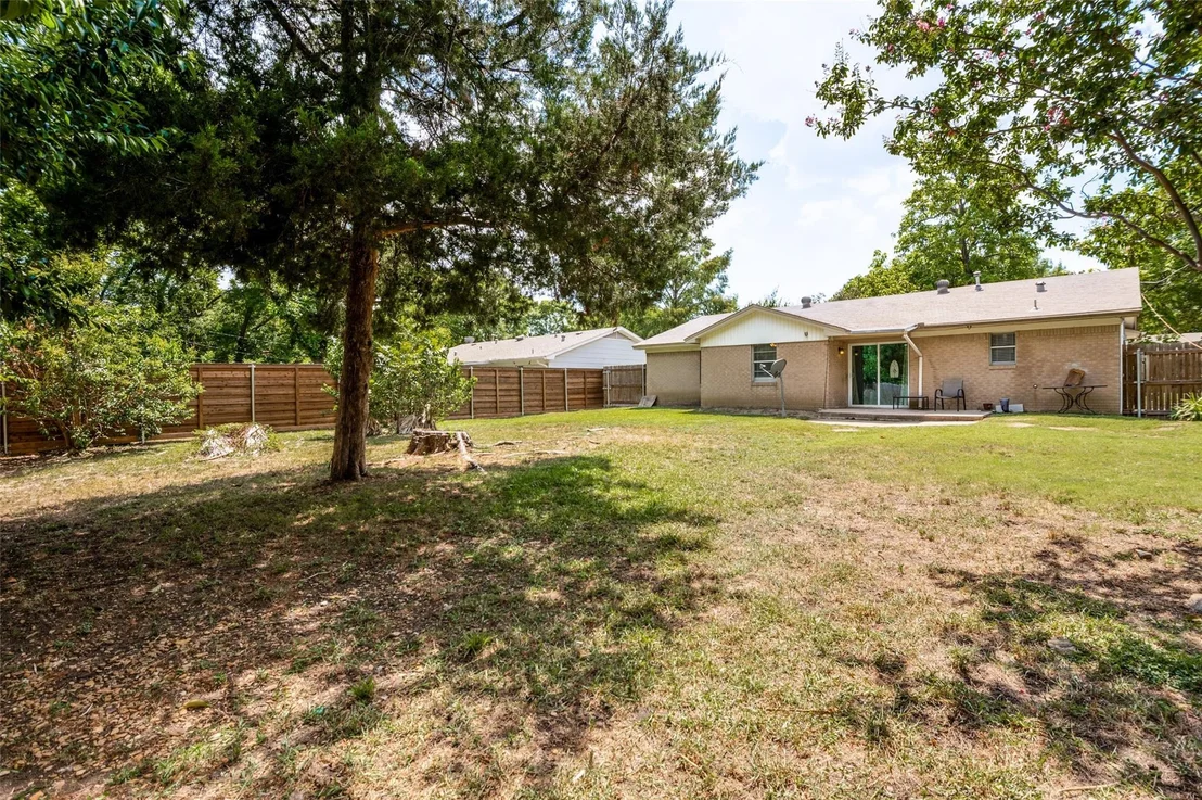 Photo of 1404 Timberlake Circle