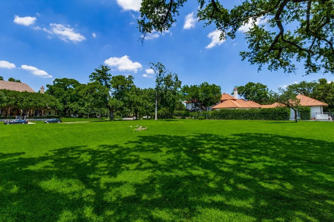 Photo of 4311 Rheims