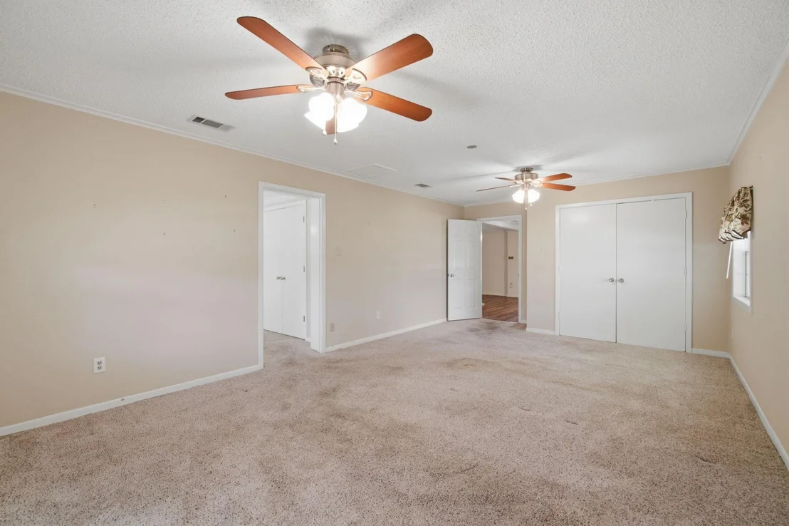 Photo of 5849 Atlantic Drive