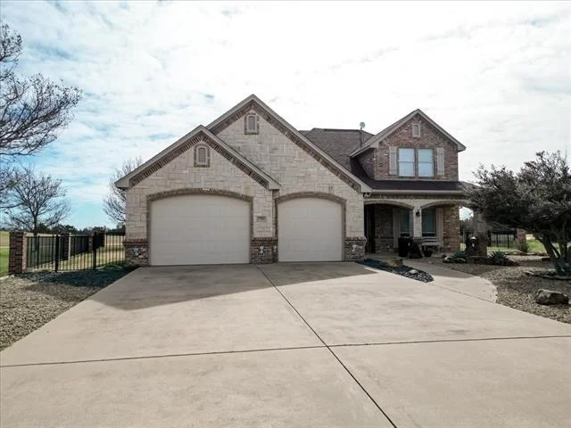 Photo of 70 Bay Hill Drive