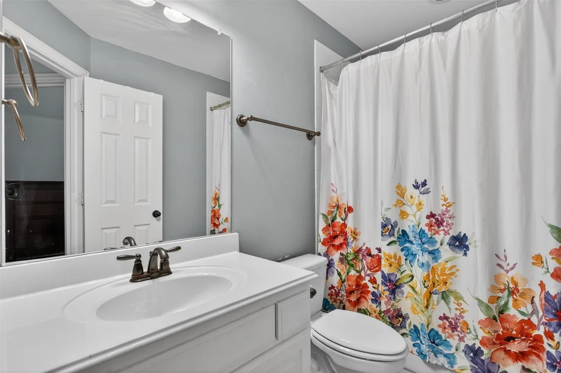 Photo of 1013 Somerset Circle