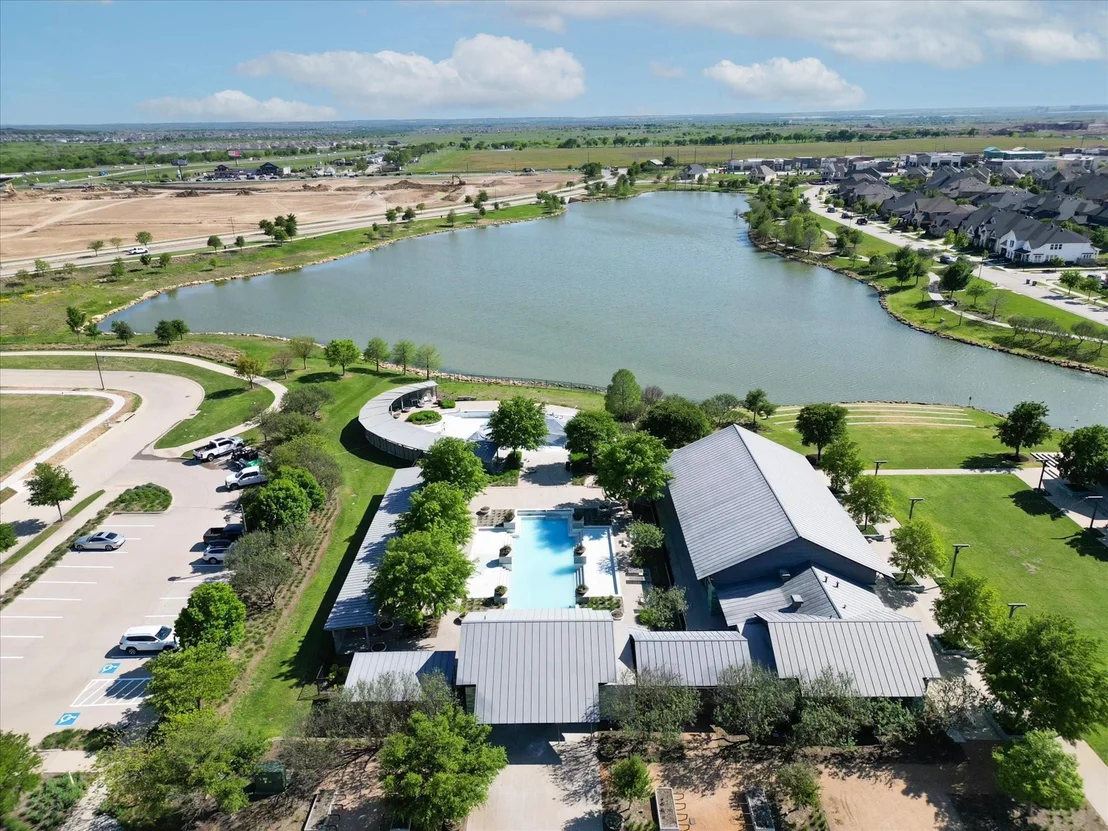 Photo of 1617 Longspur Drive