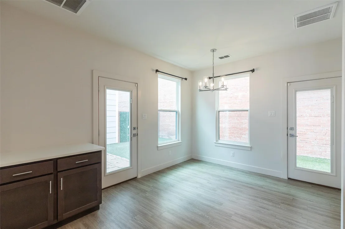 Photo of 208 Pecan Street