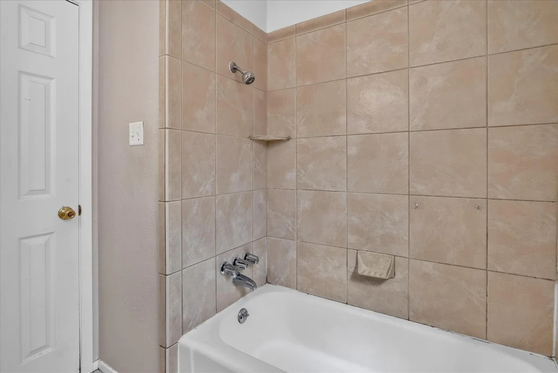 Photo of 628 Lisa Street