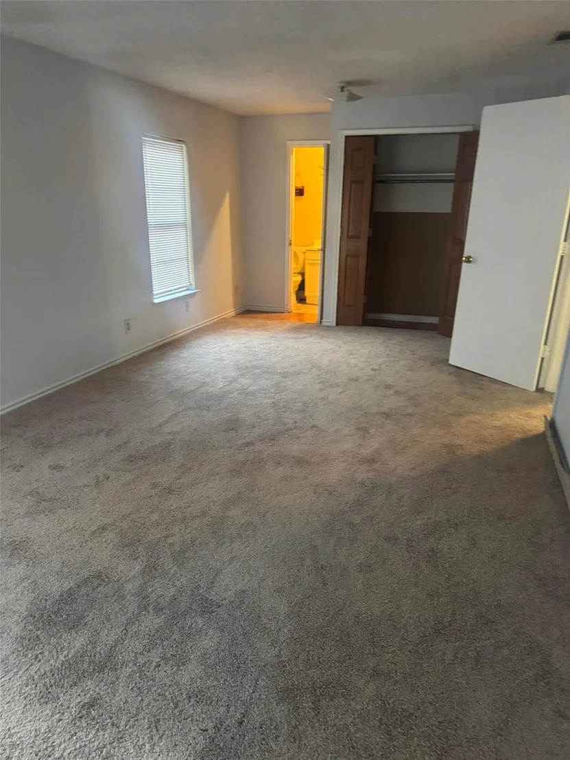 Photo of 803 N Joe Wilson Road