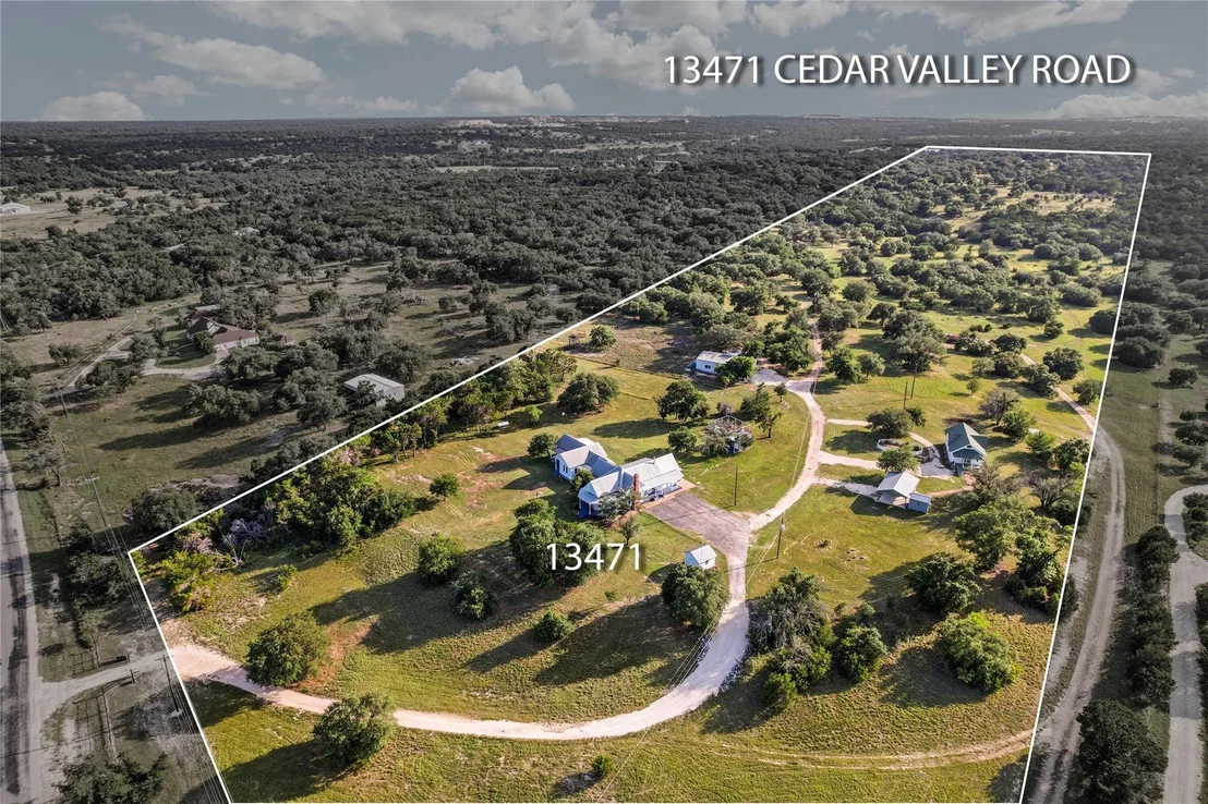 Photo of 13471 Cedar Valley Road