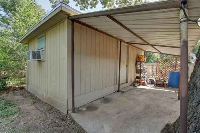 Photo of 825 Elm Street