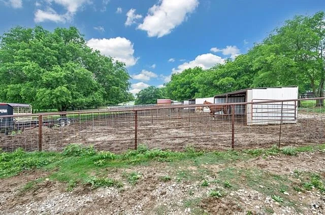 Photo of 1200 Blue Cut Road N