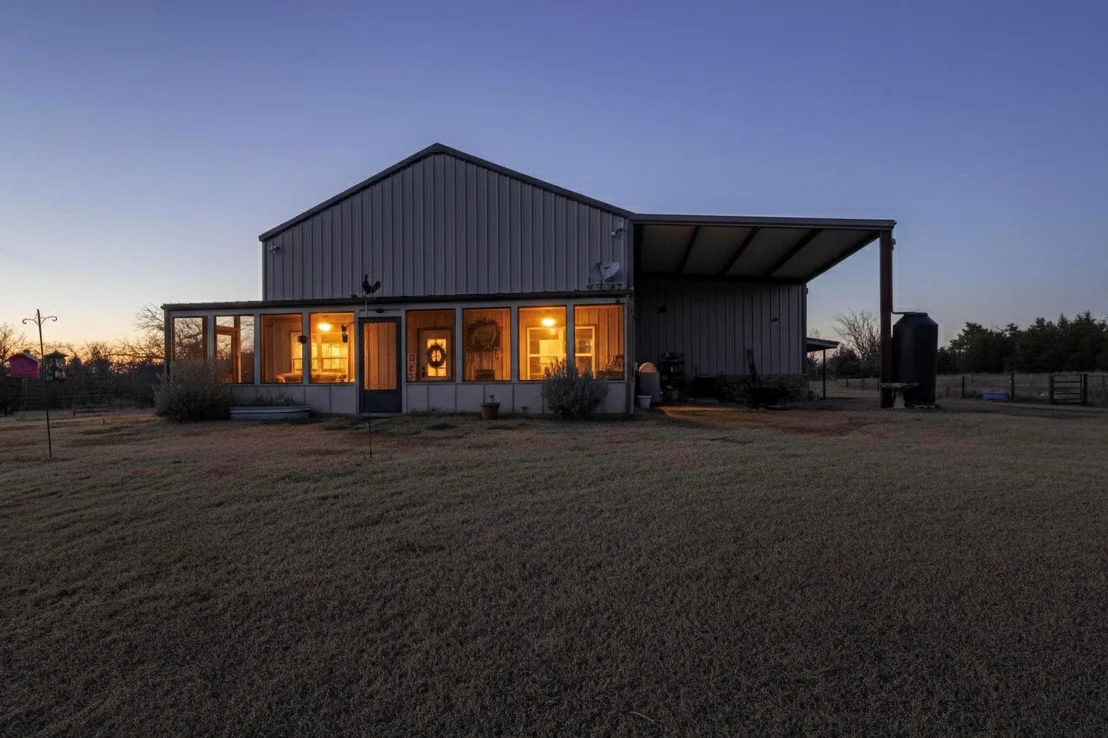 Photo of 2800 County Road 2905