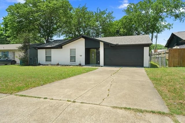 Photo of 1222 Saturn Drive
