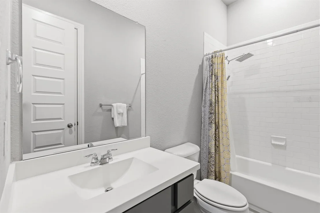 Photo of 1108 Claiborne Drive