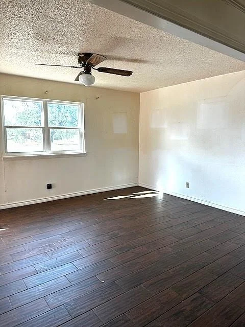 Photo of 123 E McCaulley Avenue