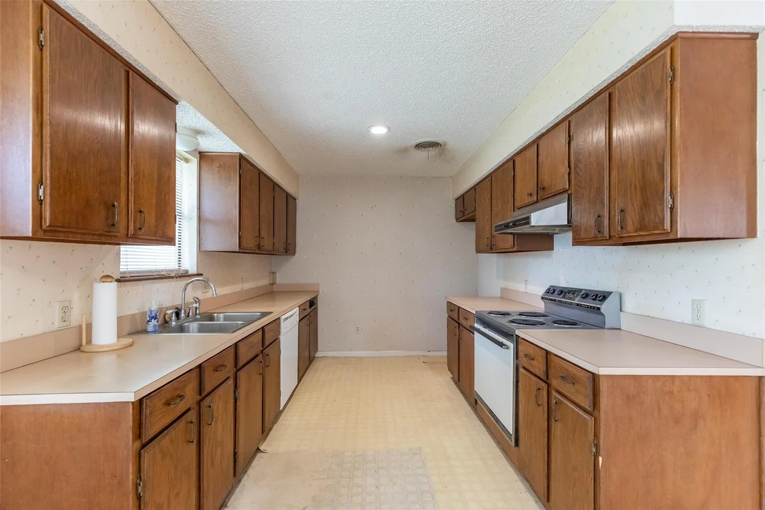 Photo of 3265 Woodhollow Circle
