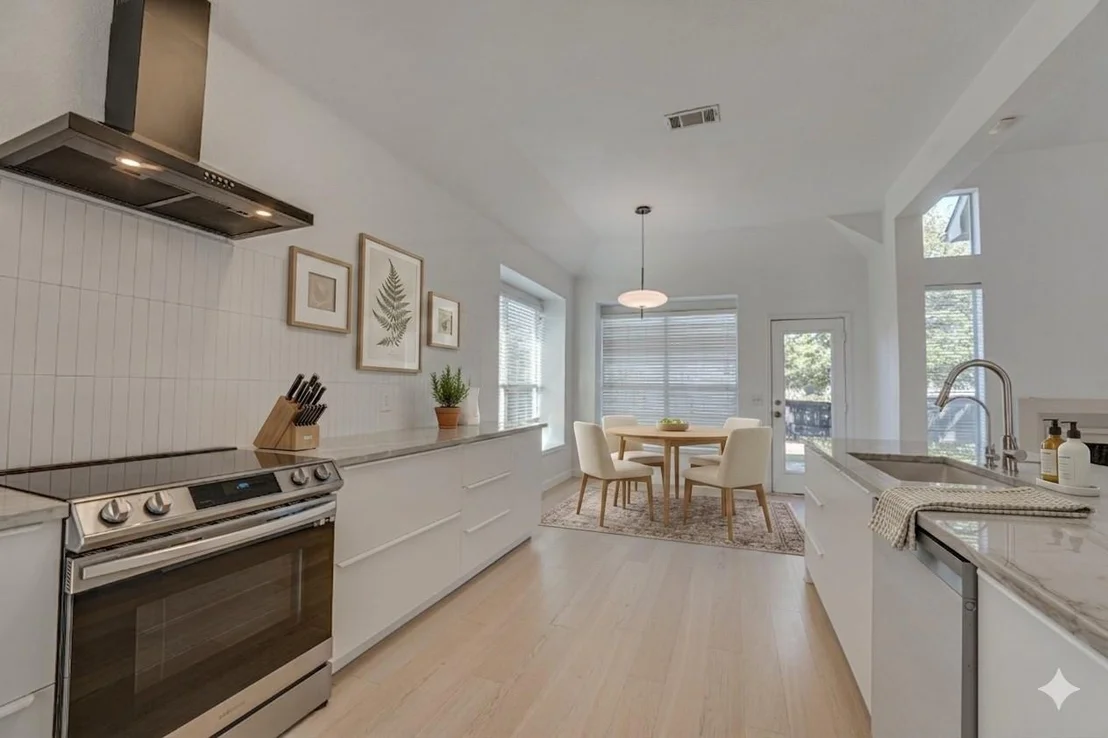 Photo of 558 Presidio Drive