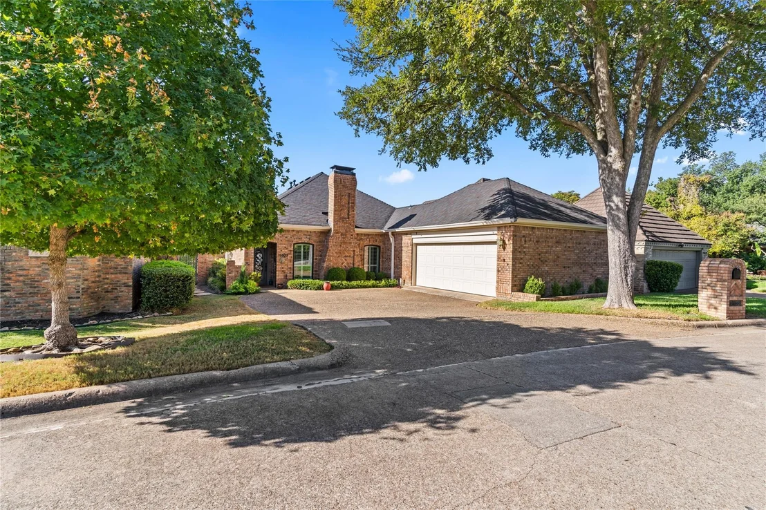 Photo of 16022 Chalfont Circle