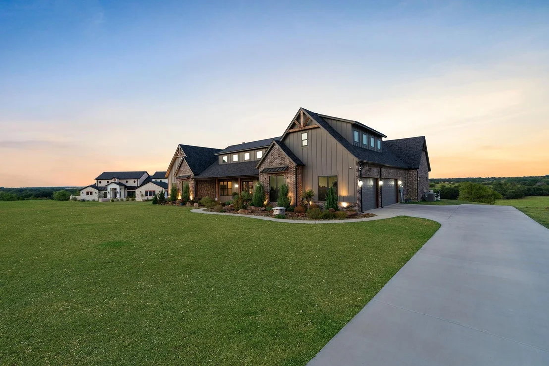 Photo of 210 Wren View