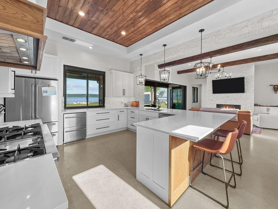 Photo of 1163 Willow Road