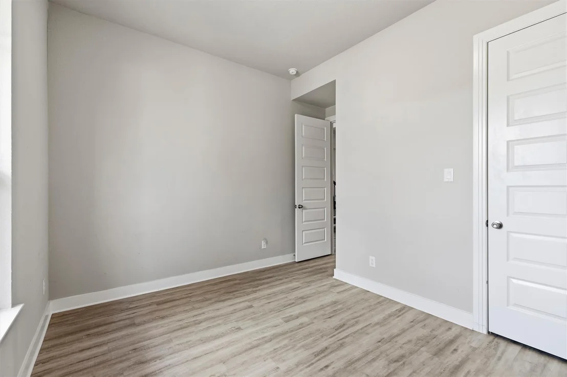 Photo of 1108 Claiborne Drive