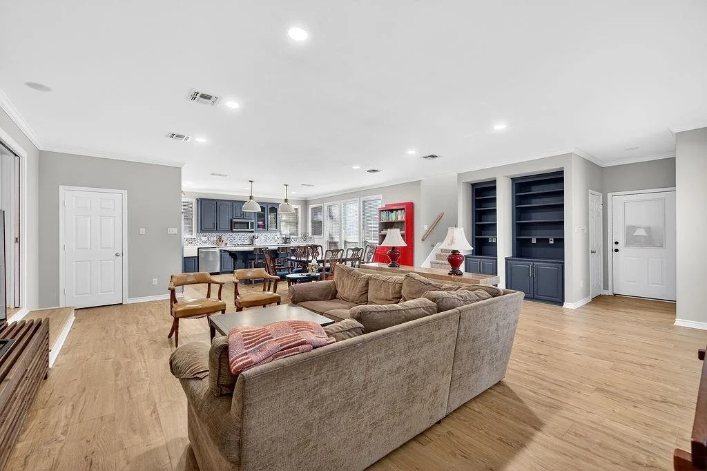 Photo of 7811 Double Oaks Road