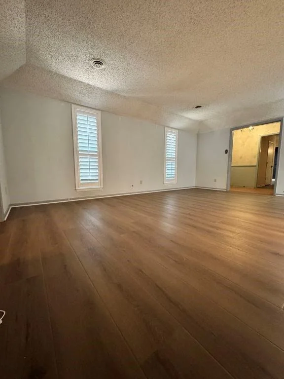 Photo of 8260 Tudor Lane