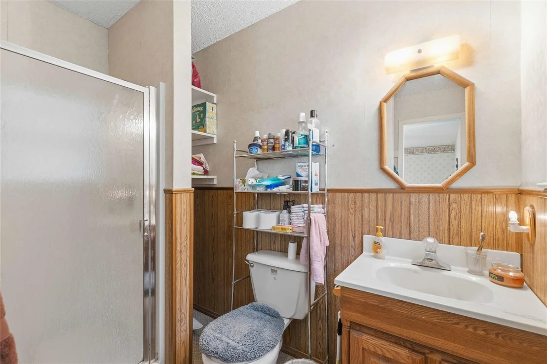 Photo of 346 Whispering Oaks Lane