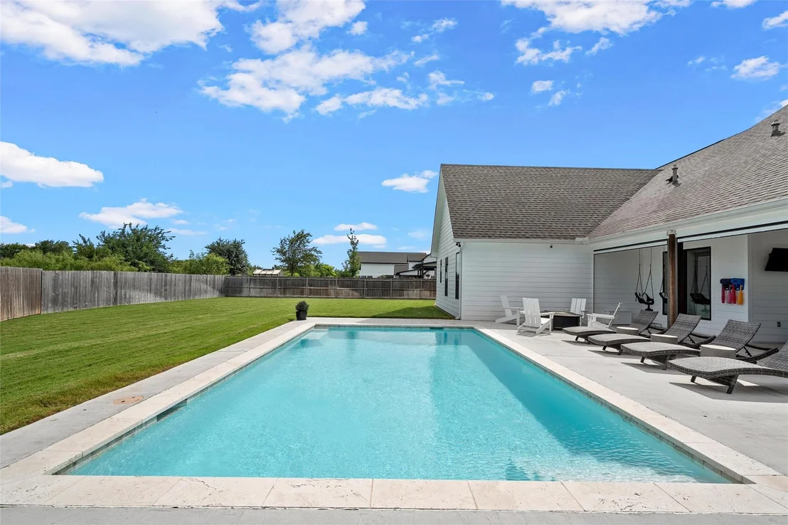 Photo of 604 Lindsay Lane