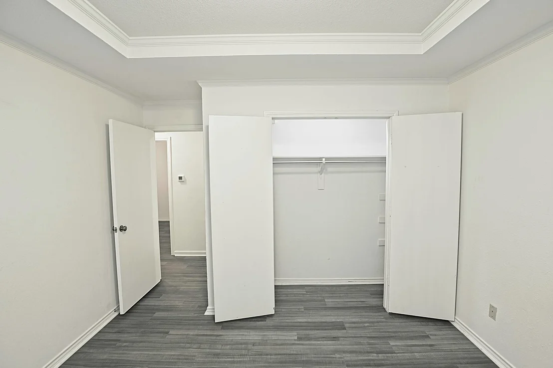 Photo of 1700 Huron Trail