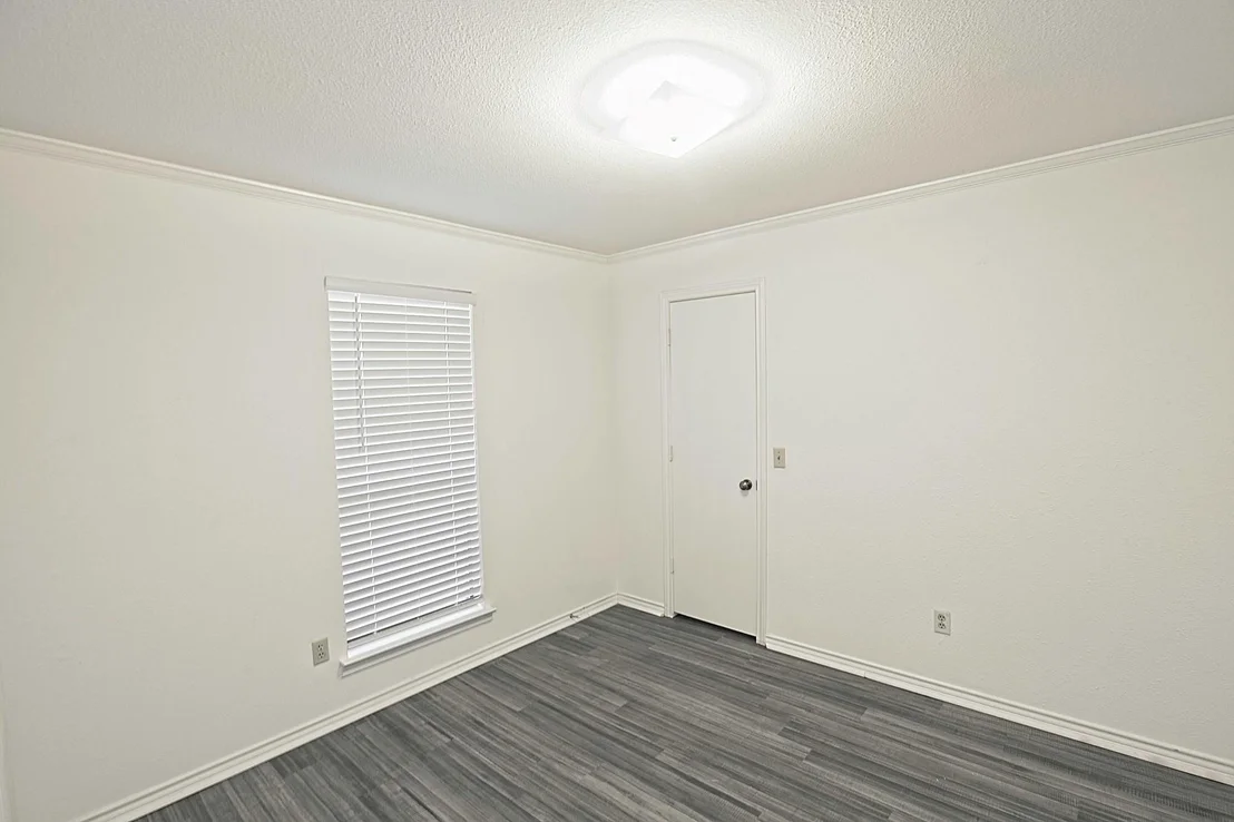 Photo of 1700 Huron Trail