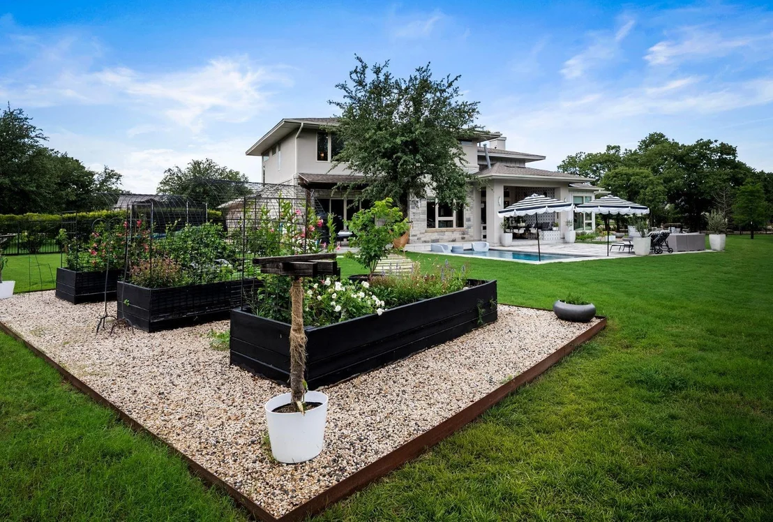 Photo of 495 Bunker Ranch Boulevard