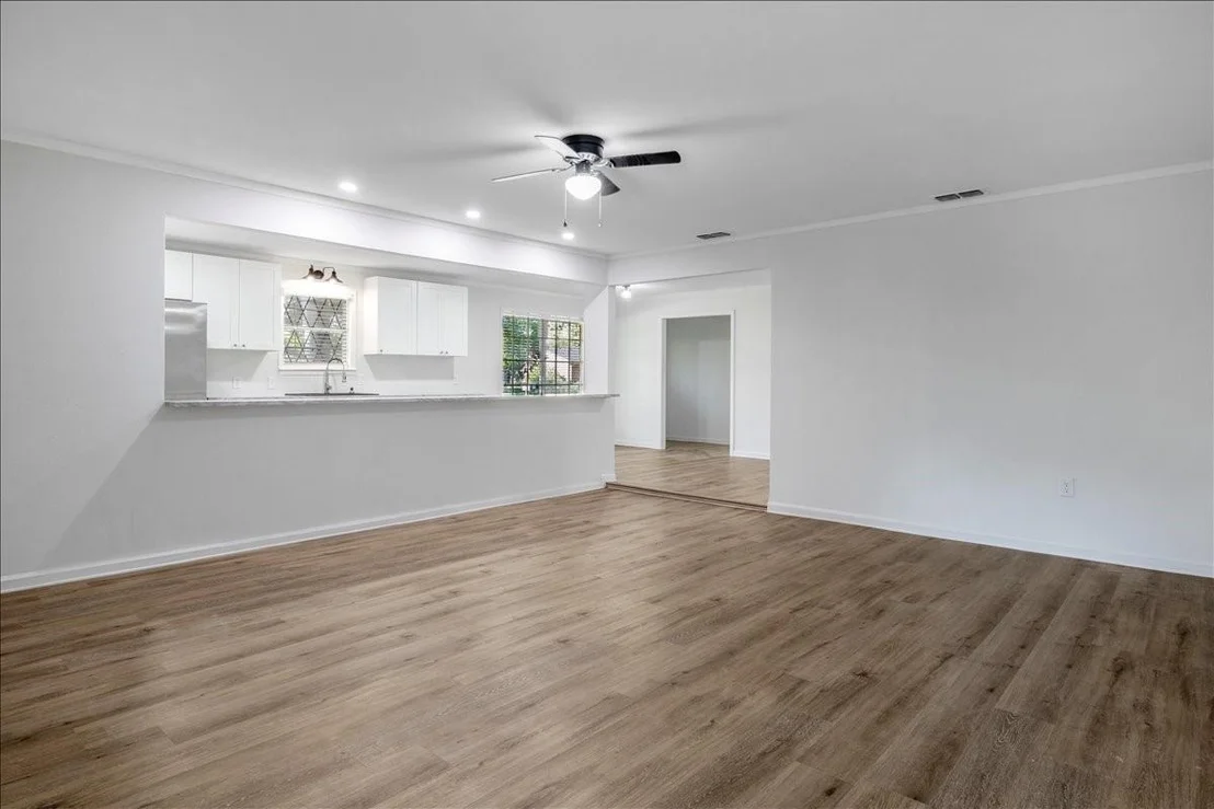 Photo of 303 Jane Lane