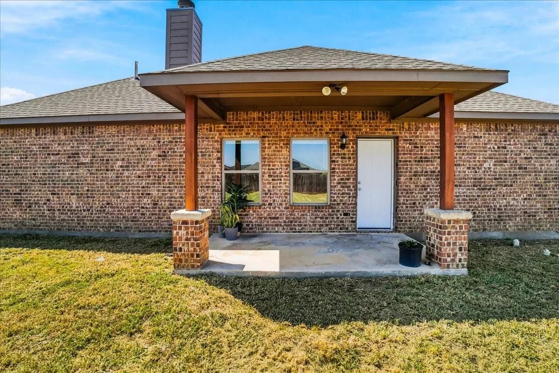 Photo of 109 Springleaf Lane