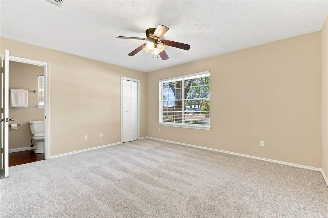 Photo of 2525 Eucalyptus Drive