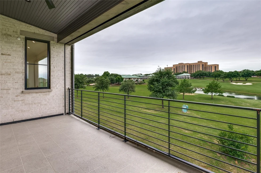 Photo of Unit 21 at 350 N O Connor Ridge Boulevard