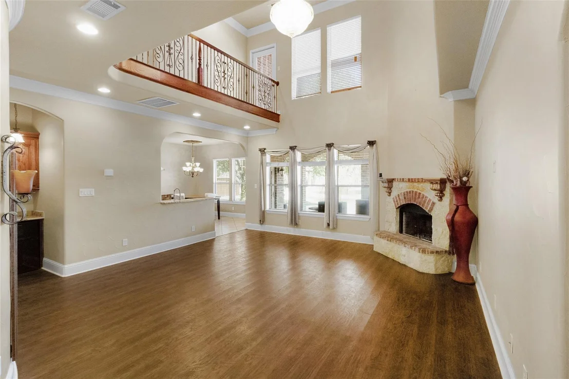 Photo of 815 Meadow Lark Lane