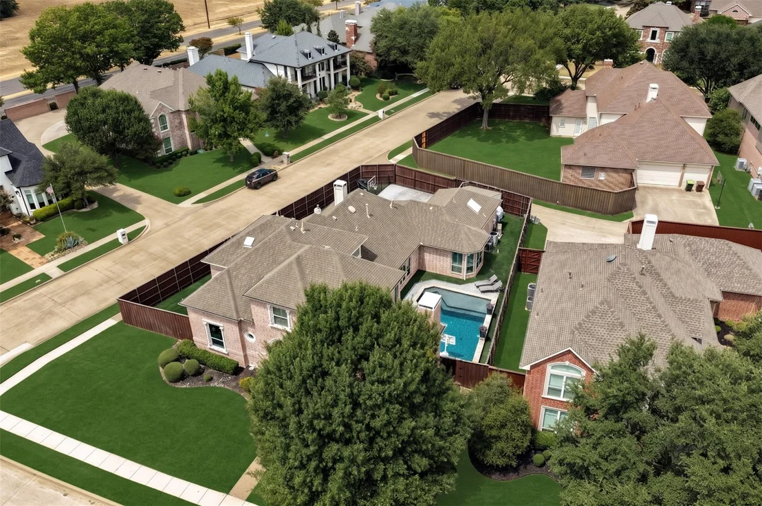 Photo of 5941 Tiburon Drive