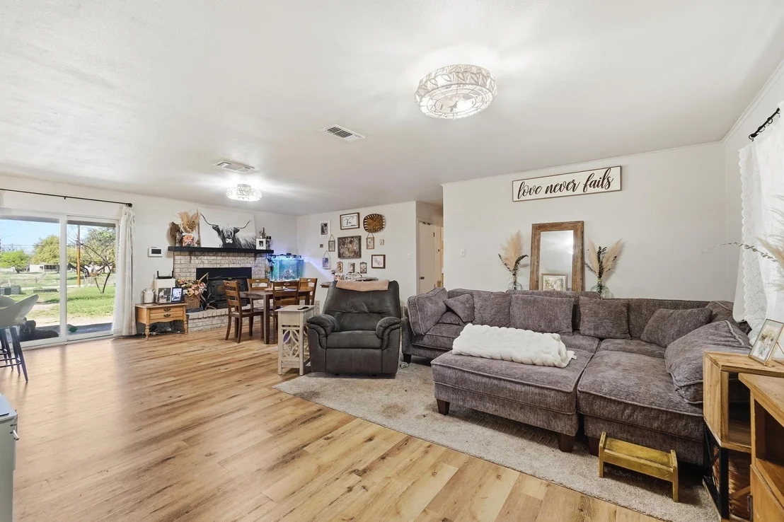 Photo of 1306 Westhill Lane