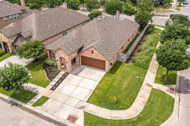 Photo of 241 Lilypad Bend