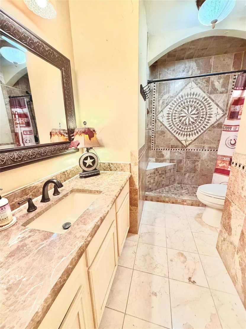 Photo of 2212 Loon Lake Road