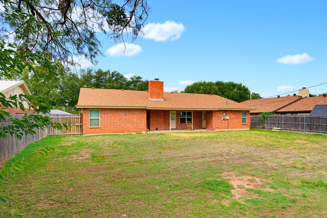 Photo of 709 Gary Ln